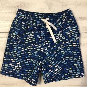 Vinyard vines 5t trunks